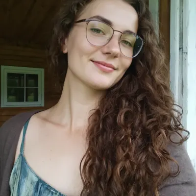 Мила, 25