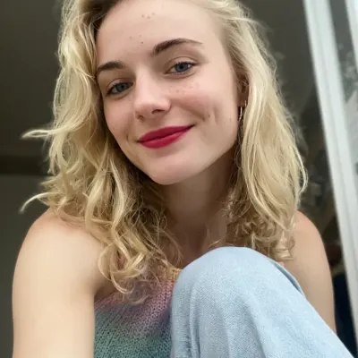 Ева, 27